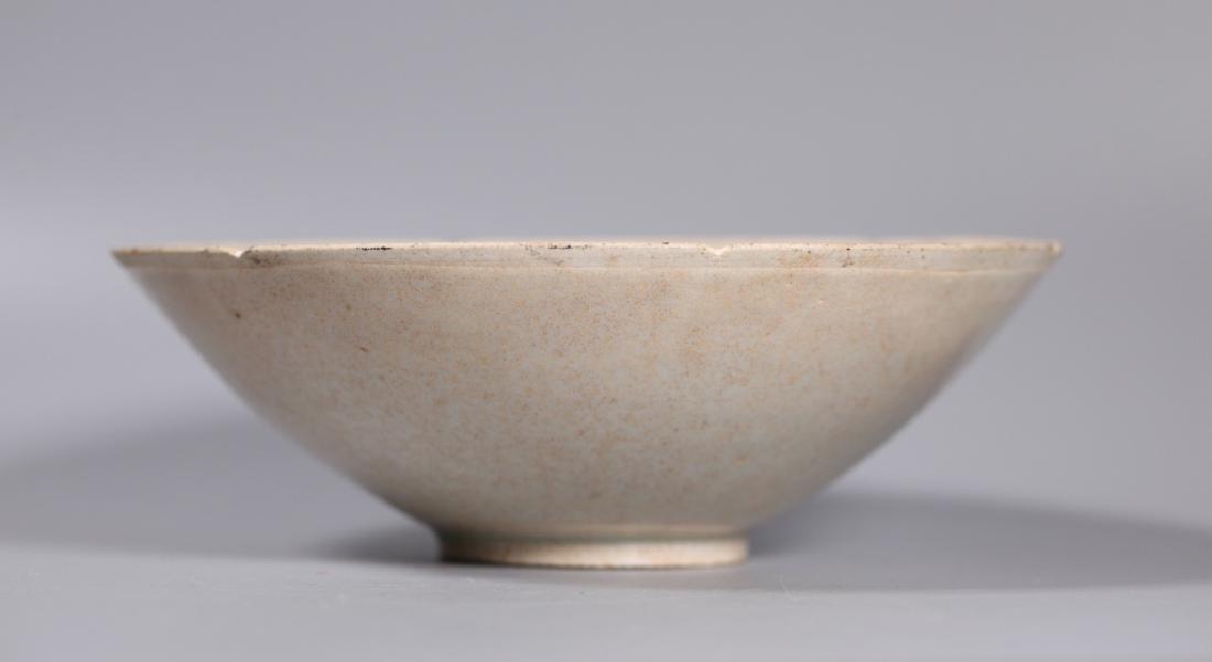 Rare Northern Song Qingbai Bowl, Dingyao Style (1 of 6)