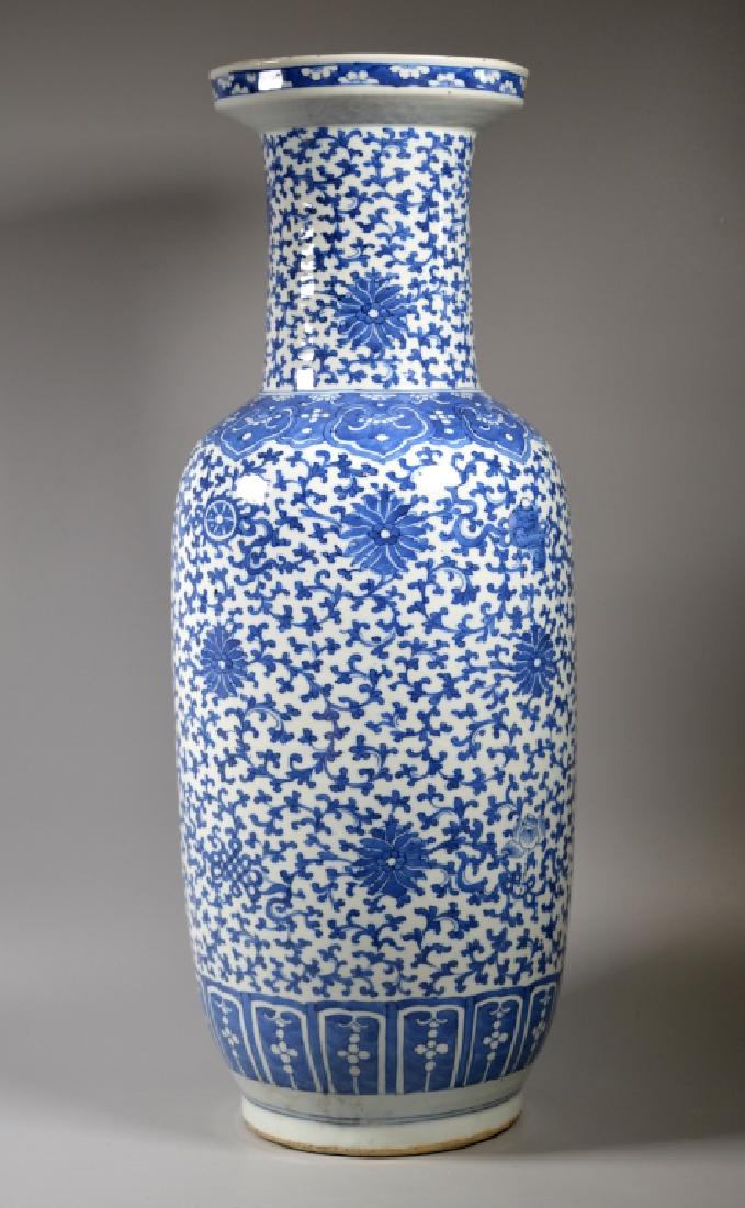 Large Chinese 19 C Blue & White Porcelain Vase (1 of 10)