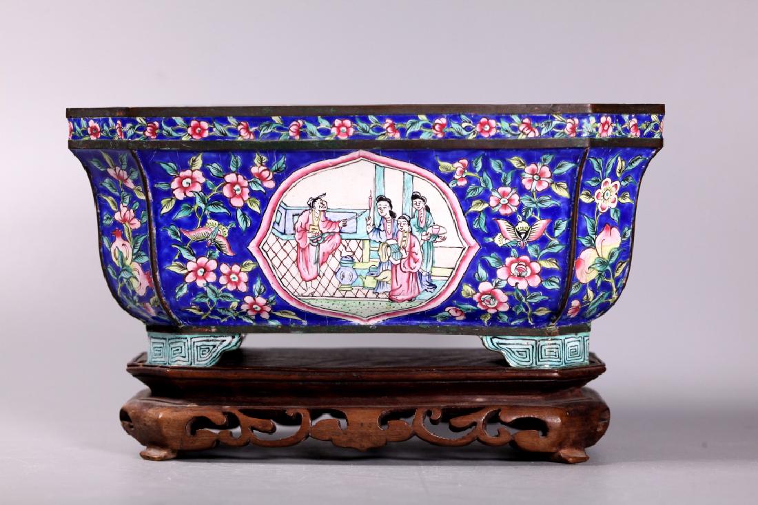 Chinese 19 C Canton Enamel over Bronze Planter (1 of 8)