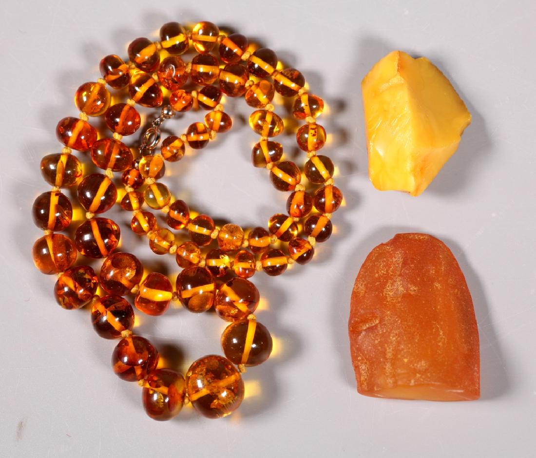 2 Ambers 29.5G and Amber Necklace 37.3G (1 of 9)