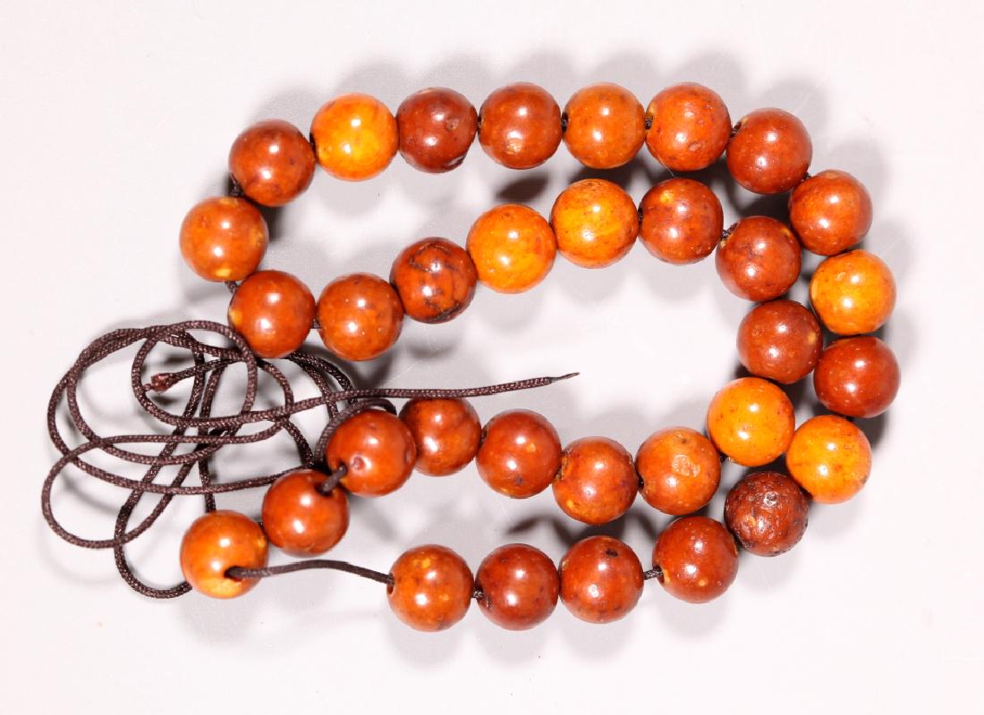 33 Antique Butterscotch Amber Beads; 25.9G (1 of 4)