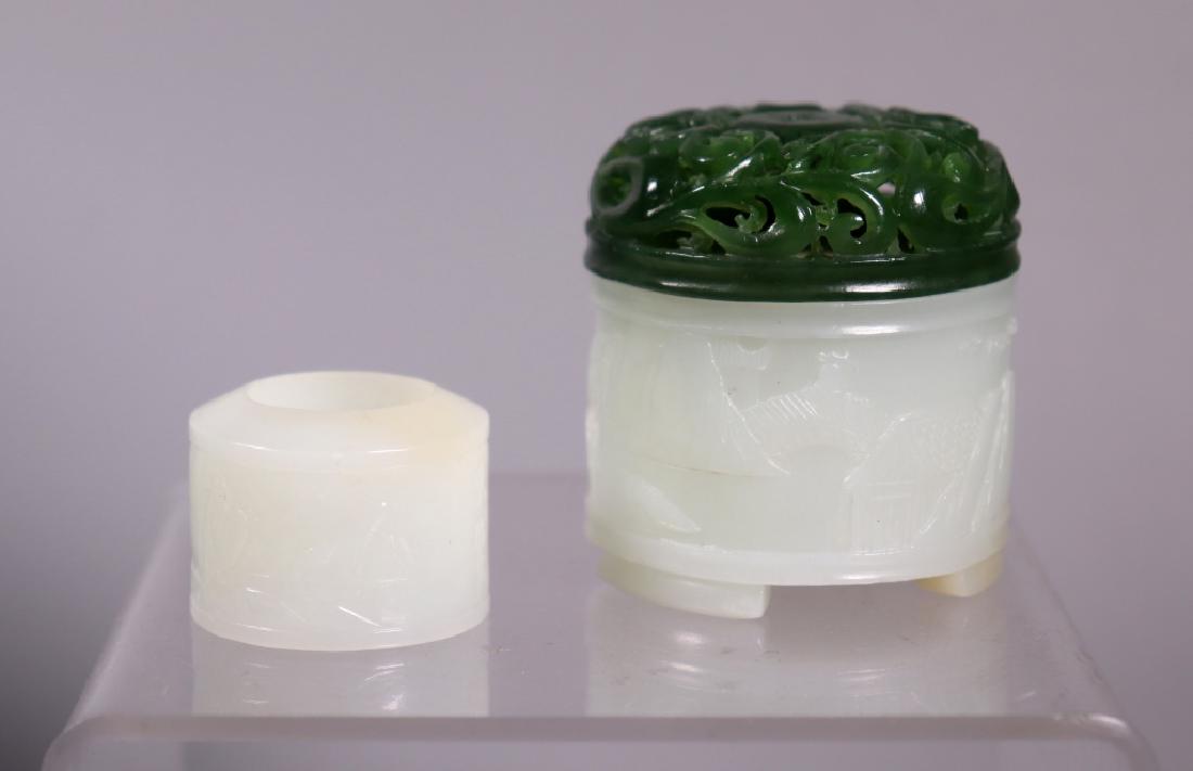 Chinese White Jade Archer's Ring & Case (1 of 16)