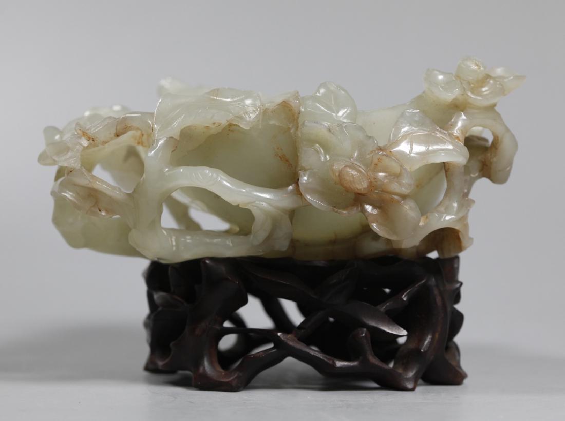Chinese 17/18 C Carved Jade Floral Brush Washer (1 of 8)