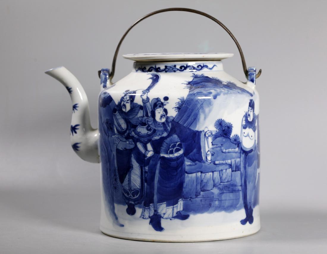 Large Chinese Blue & White Porcelain Teapot (1 of 9)