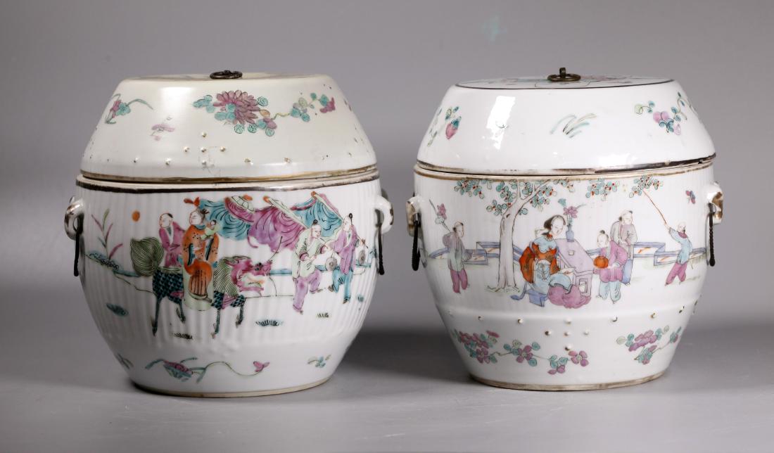 Pair Chinese 19 C Porcelain Drum Boxes & Covers (1 of 10)