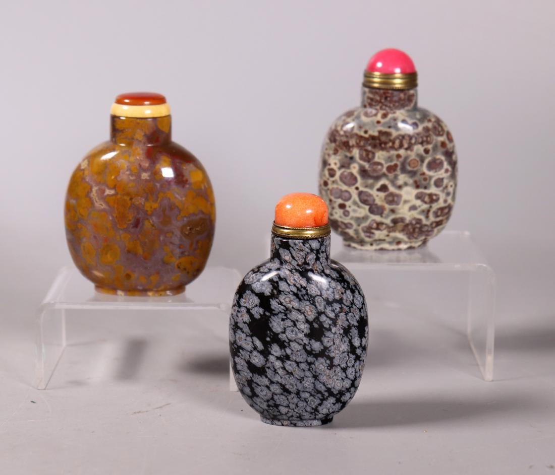 3 Chinese 18/19C 2 Fossil 1 Agate Snuff Bottles (1 of 9)