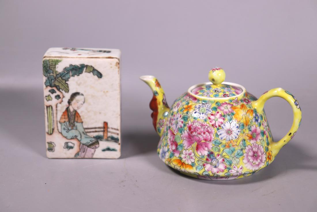 Chinese Late Qing Porcelain Box, Floral Teapot (1 of 8)