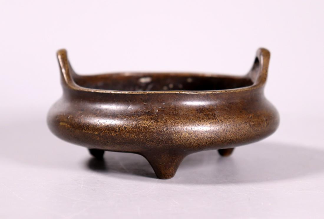 Chinese 19 C Bronze Incense Burner Dragon Mark (1 of 8)