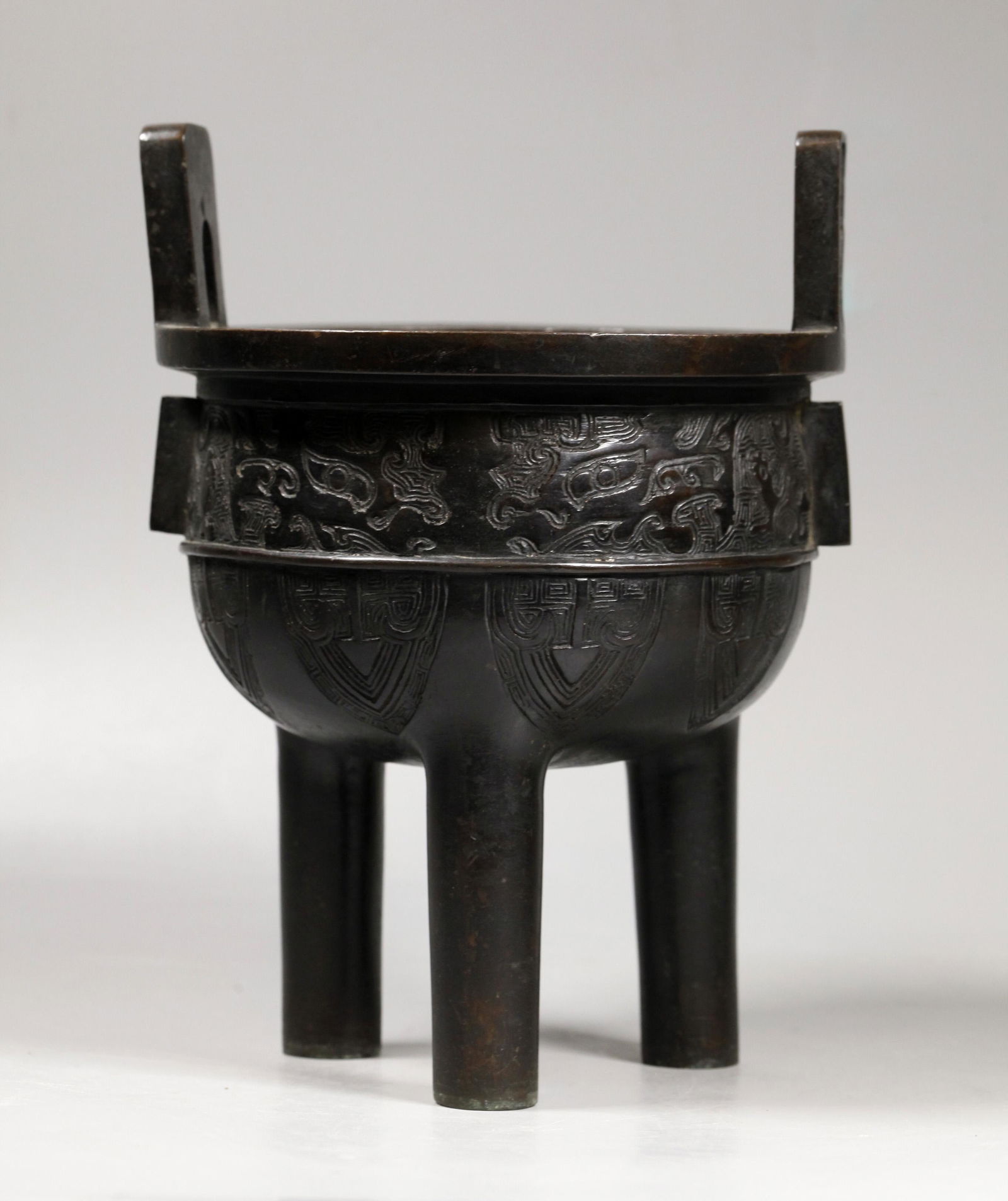 Chinese Archaistic Bronze 3 Leg Ding Censer (1 of 8)