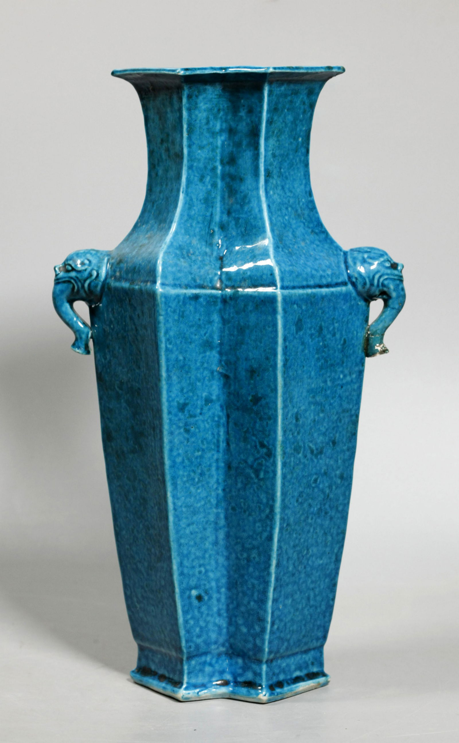 Paris; Chinese Early 18 C Turquoise Porcelain Vase (1 of 6)