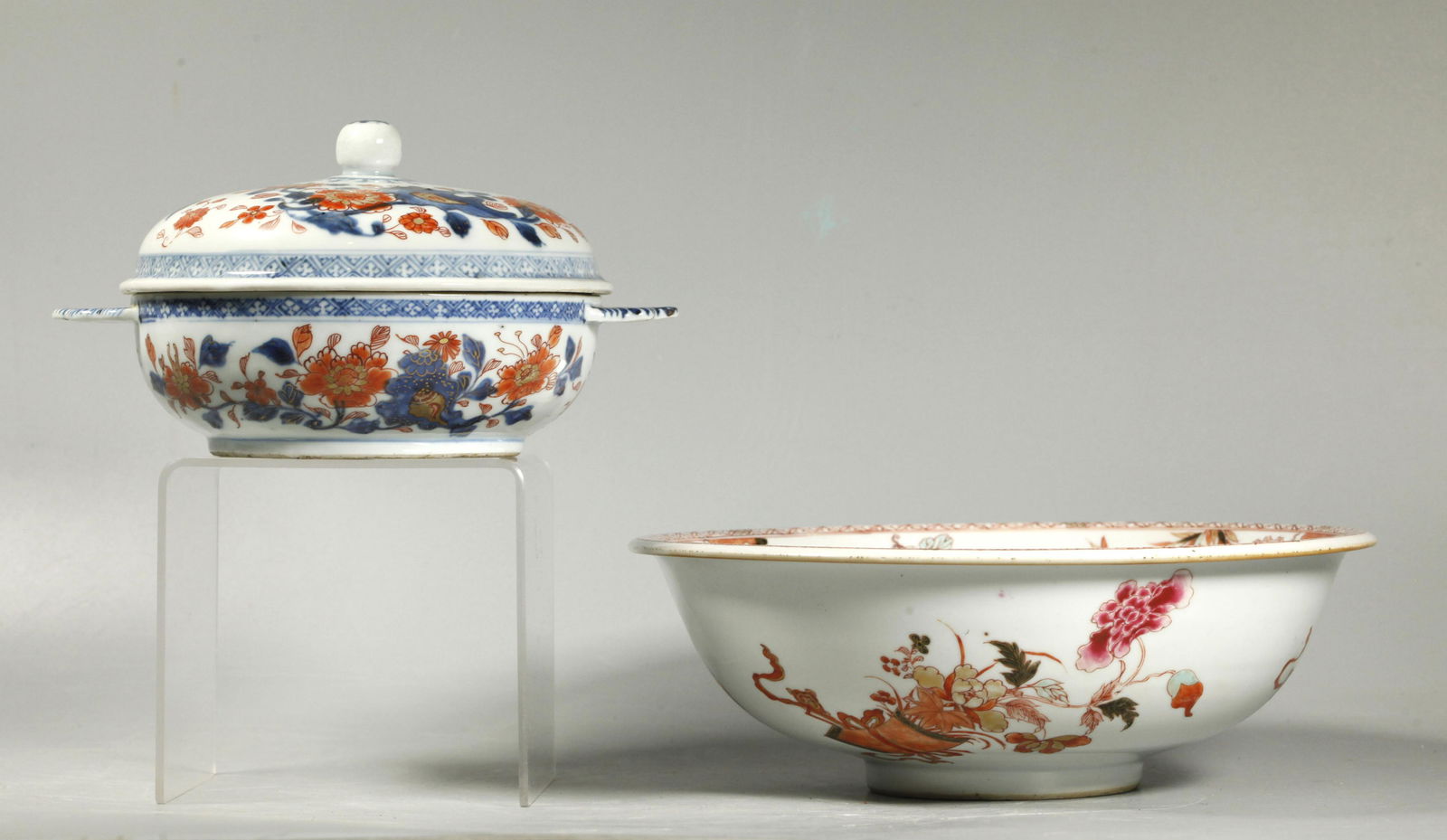 Hodroff, Gordon; 2 Chinese 18 Century Porcelains (1 of 8)