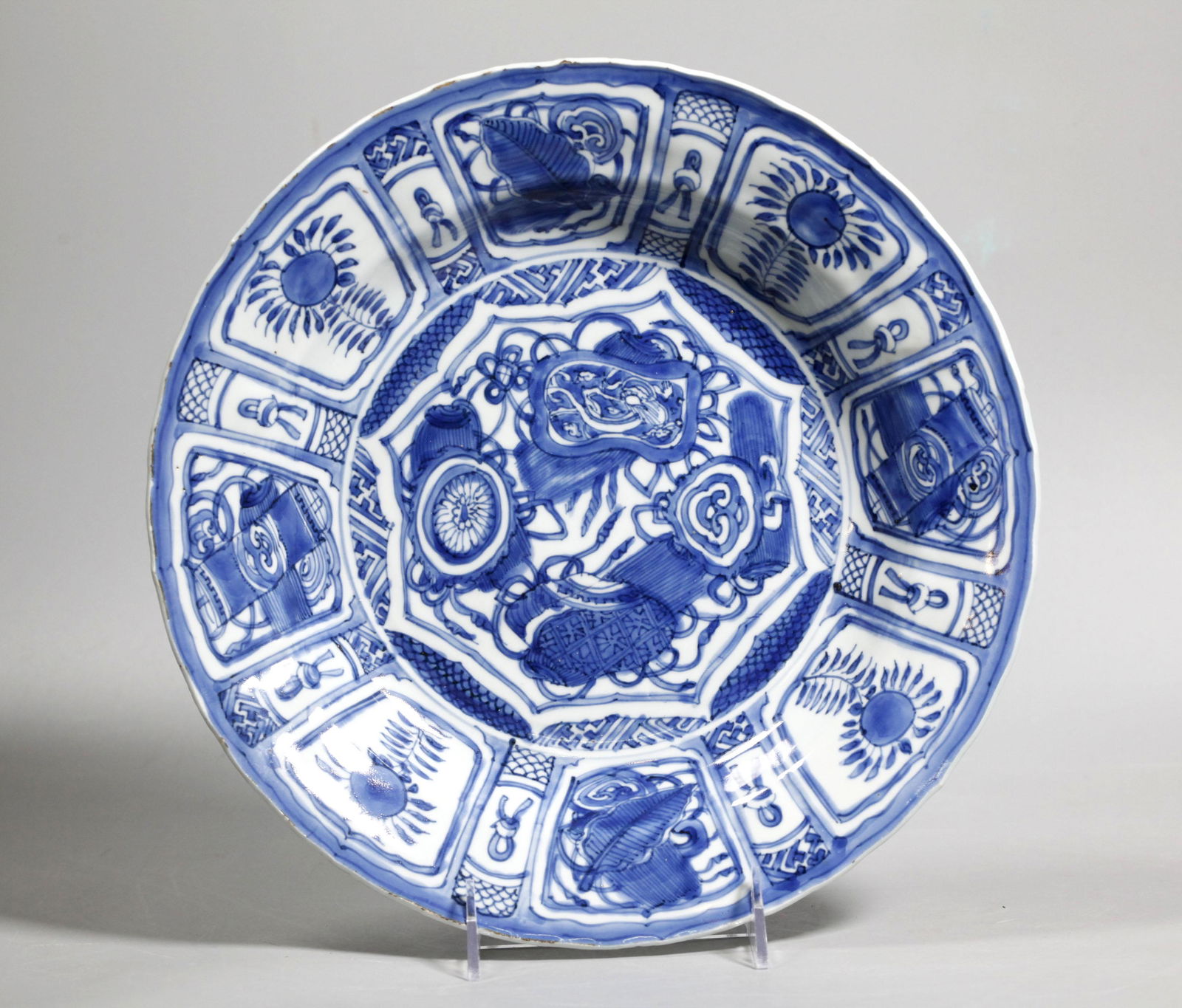 Chinese Early 17 C Blue & White Porcelain Lg Bowl (1 of 5)