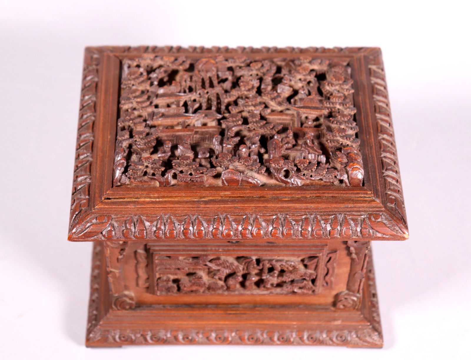Chinese 19 C Sandalwood Hinged Jewel Case (1 of 7)