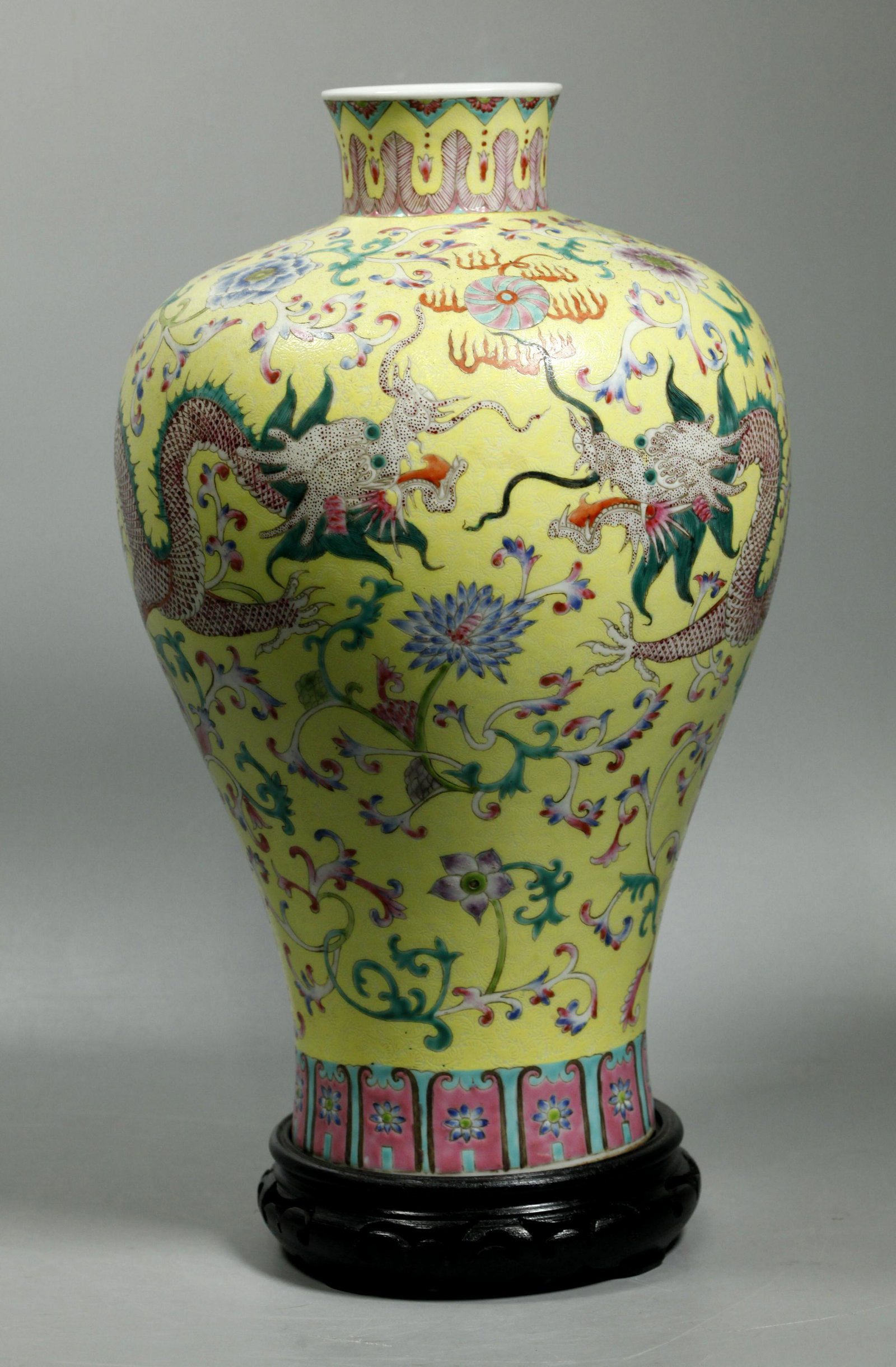 Lg Chinese Yellow Sgraffito Glazed Meiping Vase (1 of 8)