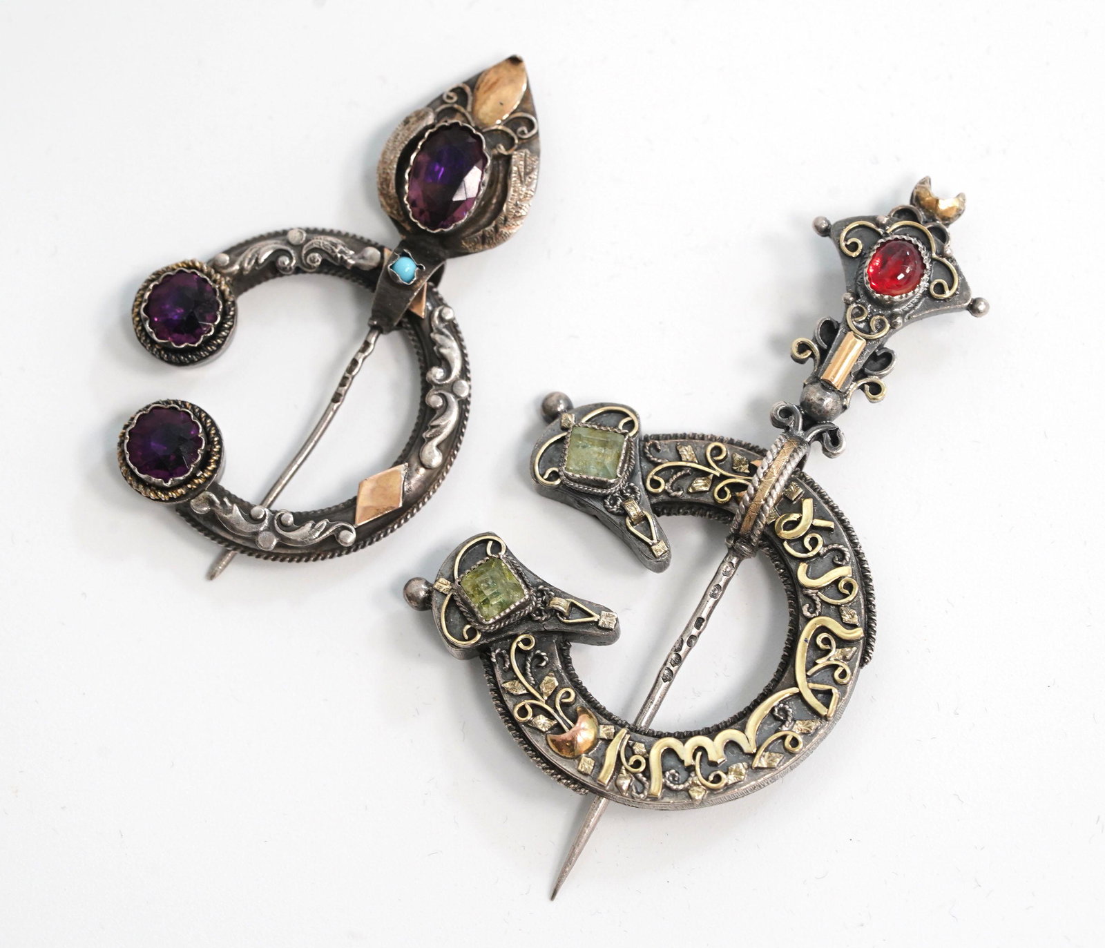 2 Scottish Penannular/Celtic Silver Brooches (1 of 5)