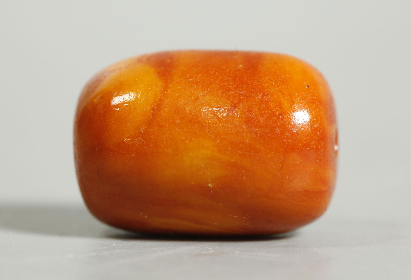 Antique Chinese Butterscotch Amber Bead; 14.8G (1 of 8)