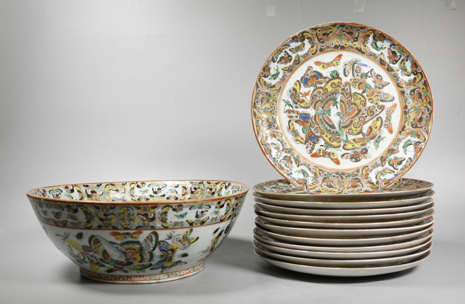 Chinese 19 C Butterfly Porcelain 12 Plates & Bowl (1 of 14)