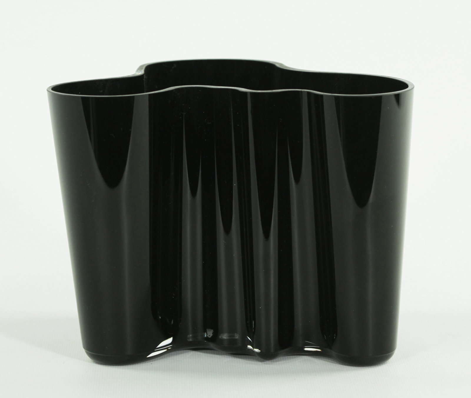 Alvar Aalto Littala Vase in Black Glass; Signed (1 of 8)