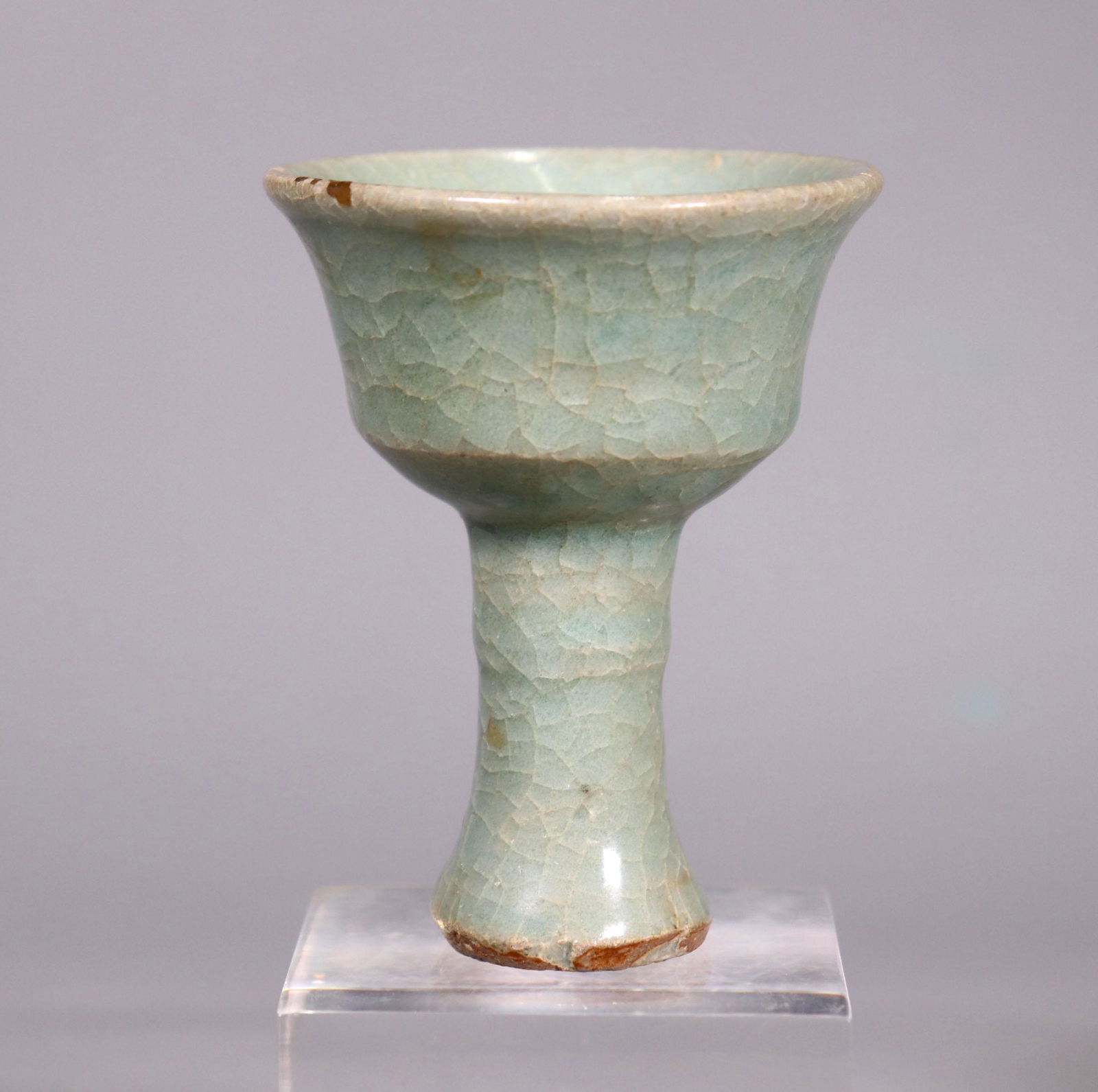 Chinese Song / Yuan Dynasty Longquan Celadon Cup (1 of 4)