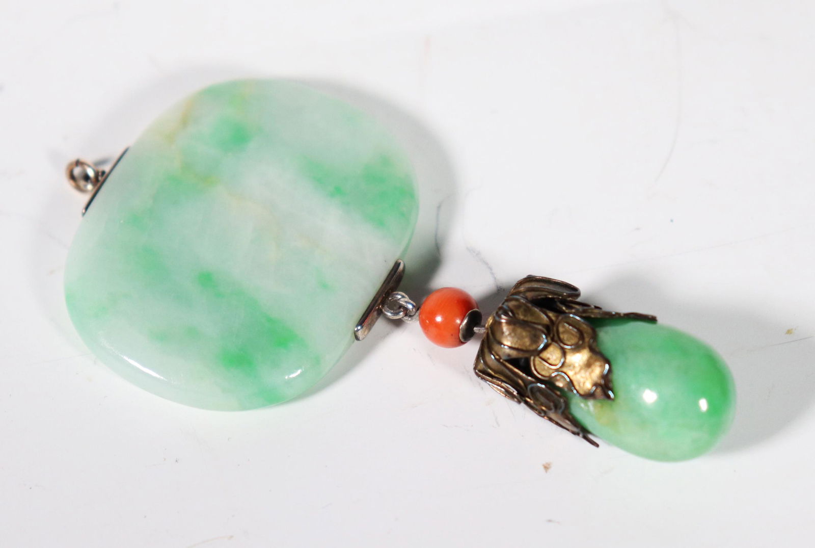 2 Chinese Qing Jadeite Beads from Court Necklace (1 of 4)