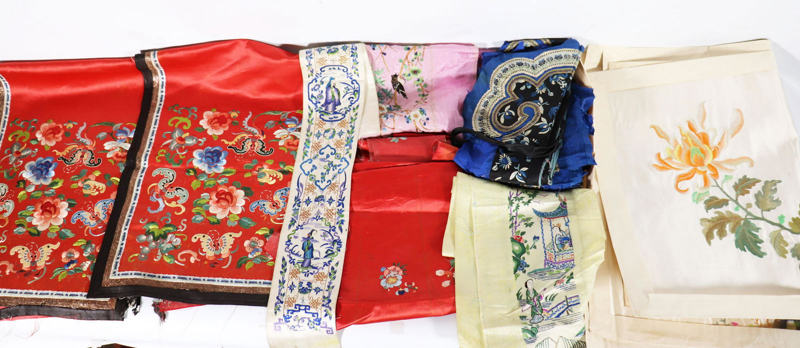 Group Qing Dynasty Silk Embroideries (1 of 11)