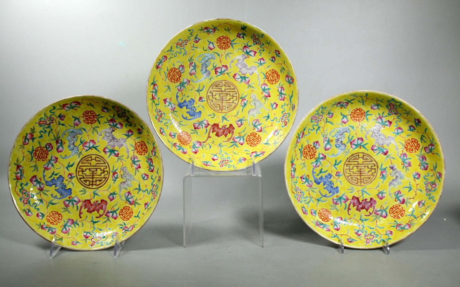 3 Chinese 19 C Yellow Wu Fu Shou Porcelain Plates (1 of 7)