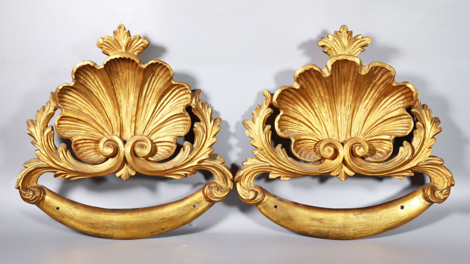 2 Italian Carved Gilt Wood Scallop Shell Mounts (1 of 6)