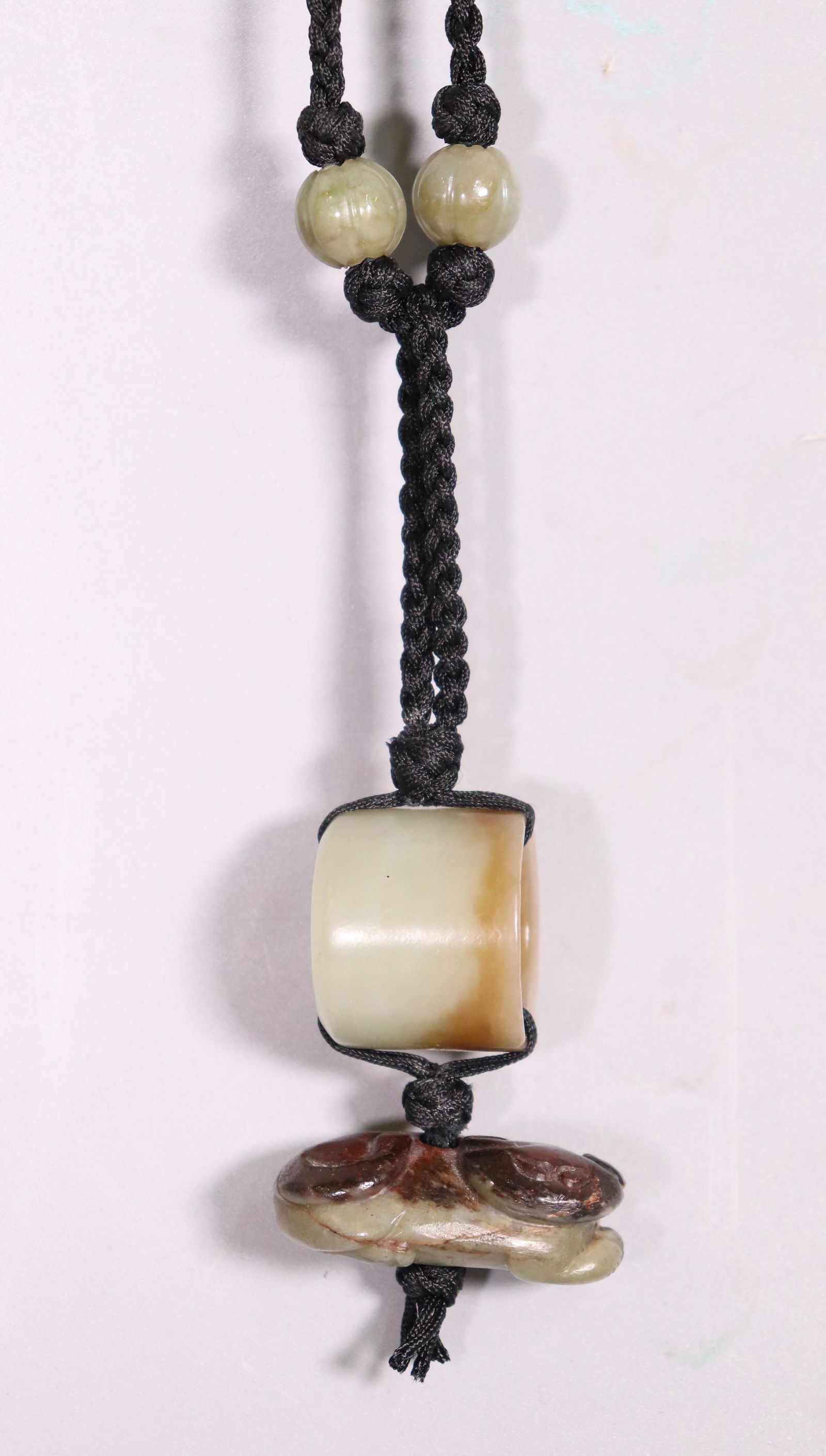 Chinese Ming Jade Cat Toggle Qing Archer's Ring (1 of 7)