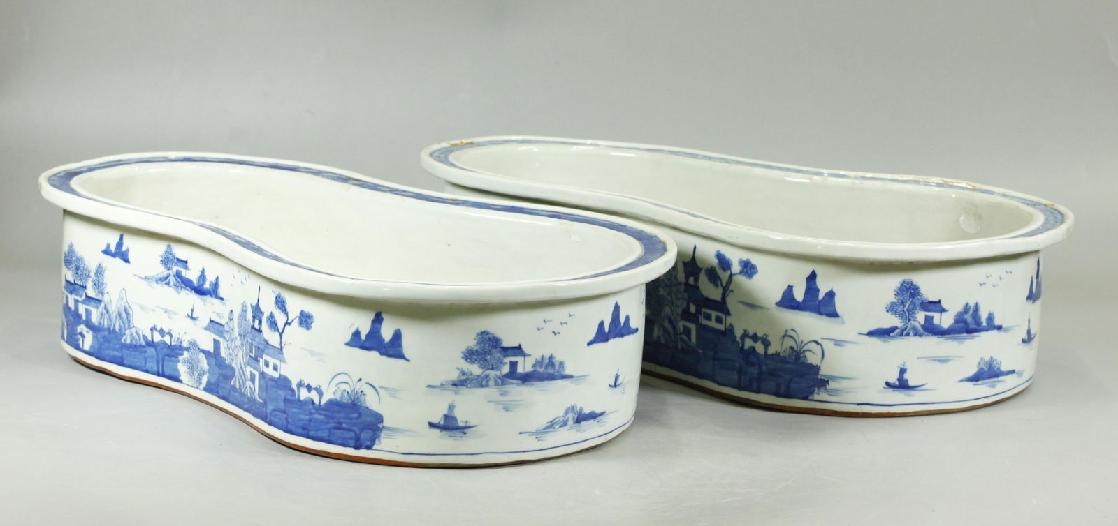 2 Chinese Blue & White Export Porcelain Bidets (1 of 9)