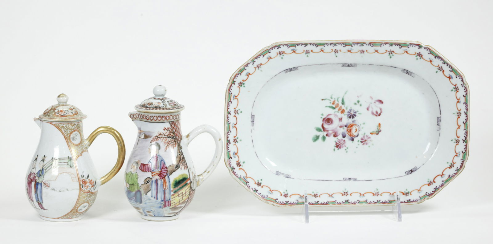 2 Chinese 18 C Export Porcelain Pitchers & Tray (1 of 6)