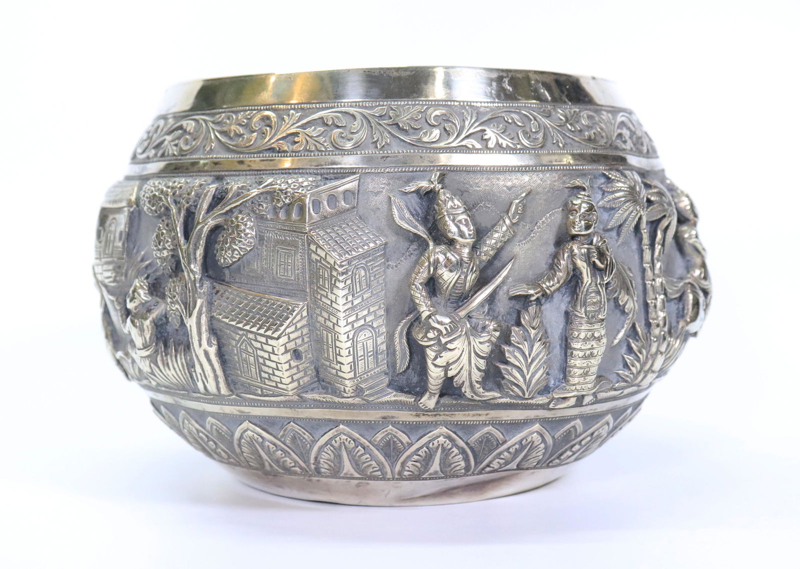 South East Asian Silver Presentation Bowl; 600G (1 of 7)