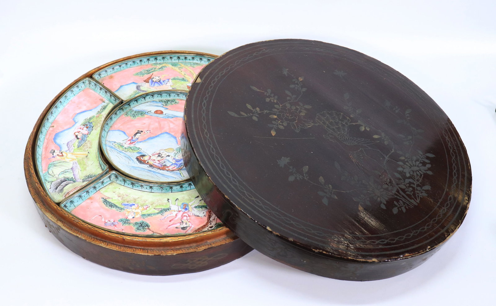 Chinese 19 C Canton Enamel 5 Dish Set & Box (1 of 6)
