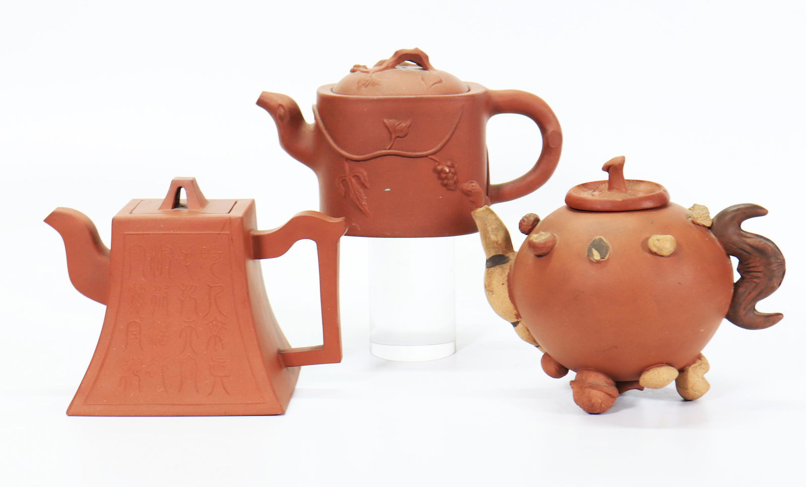 3 Chinese Yixing Teapots (1 of 7)