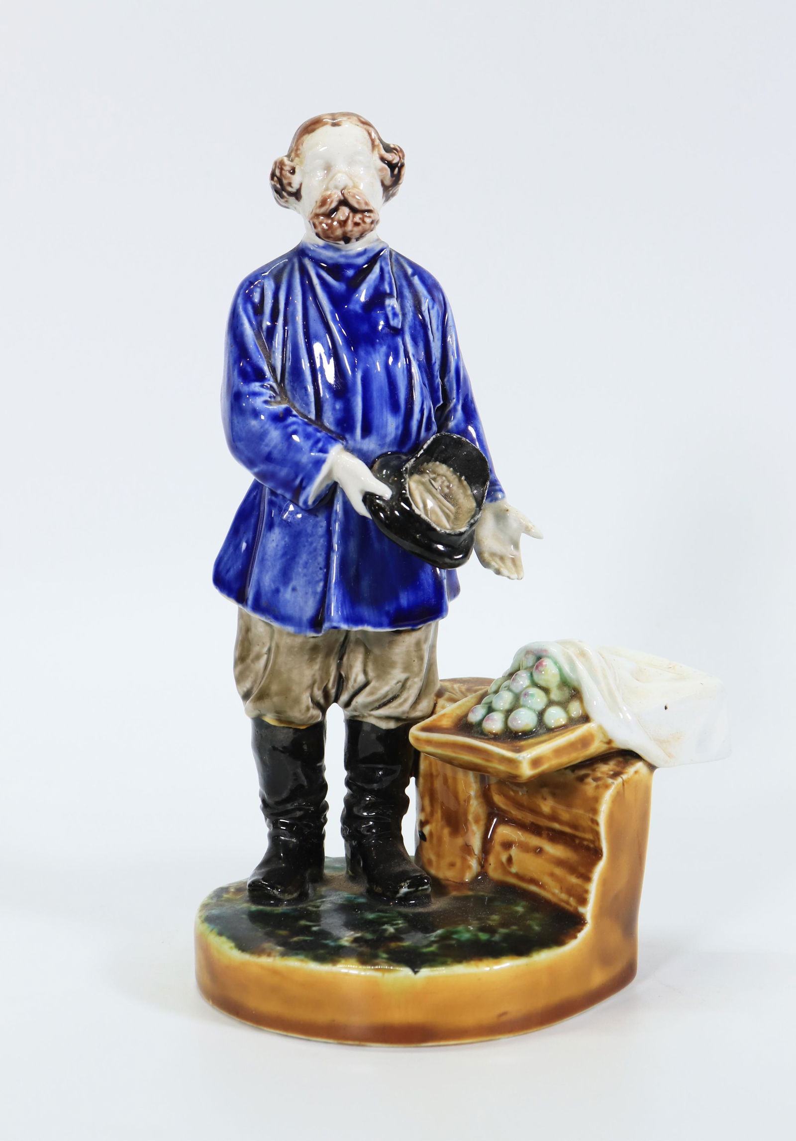 M.S. Kuznetsov 19th C Russian Faience Apple Seller (1 of 5)