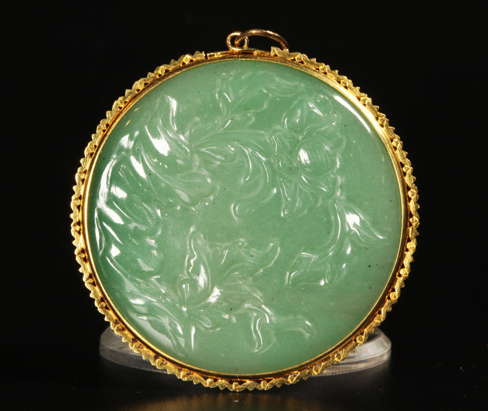 Chinese Green Jadeite Round Pendant 14K Frame (1 of 4)