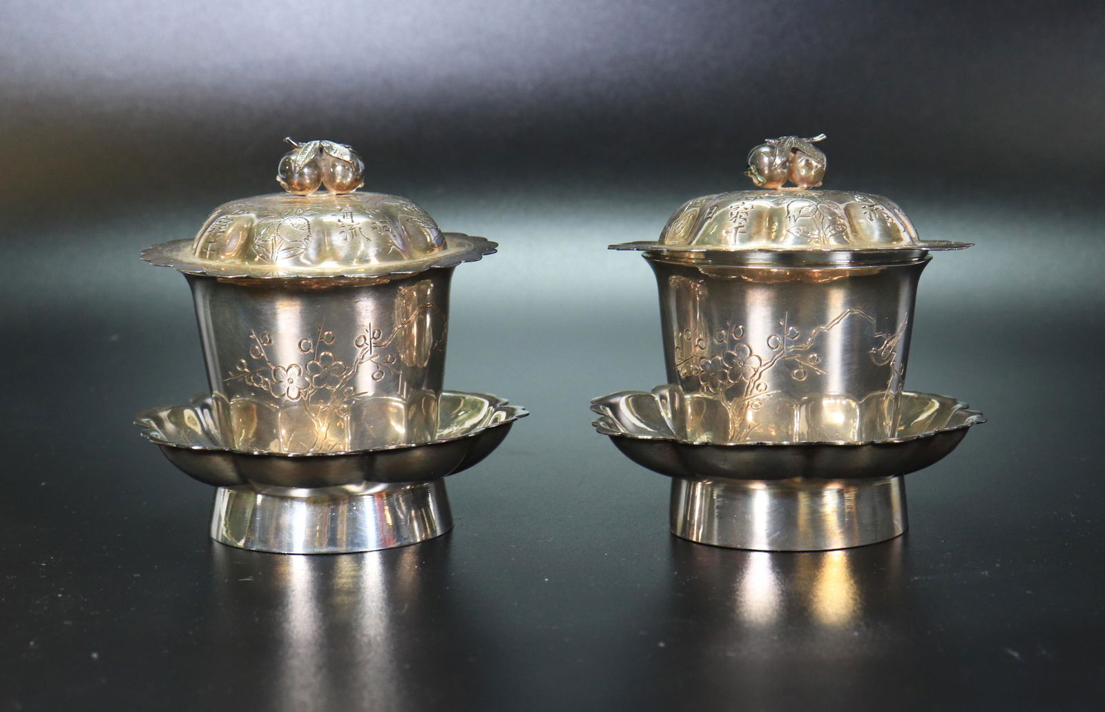 Pair Chinese Silver Incised Teacups Covers Stands (1 of 8)