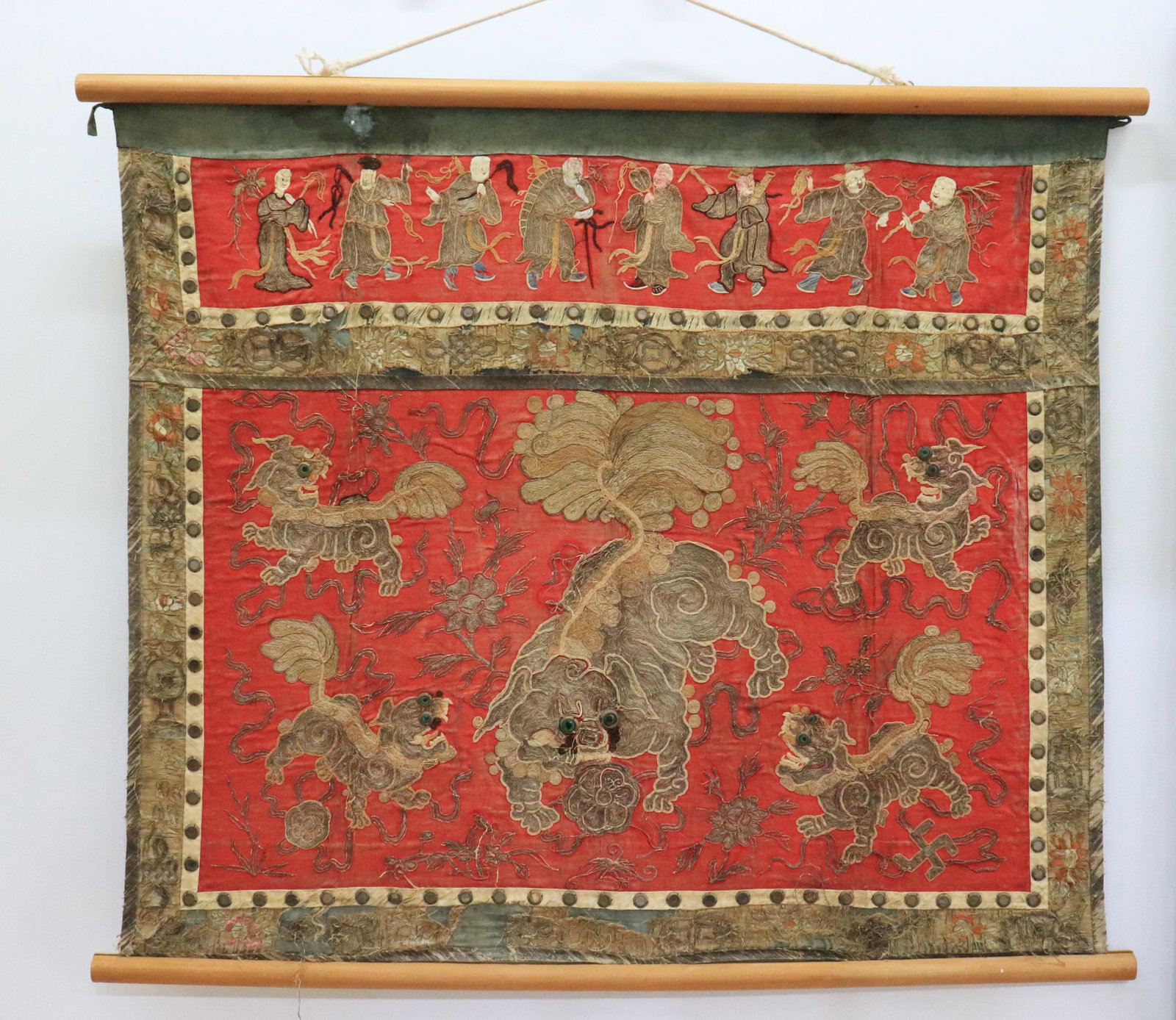 Chinese Qing Dynasty Silk Embroidery Panel (1 of 6)