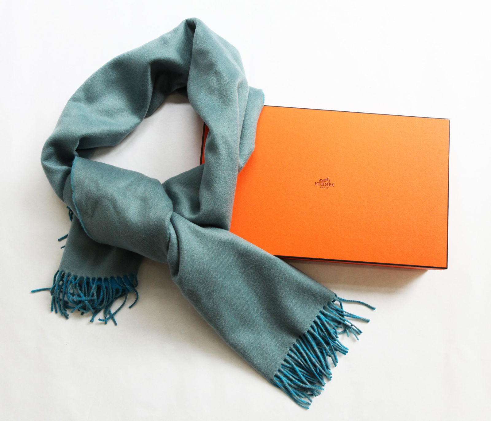 Authentic Hermes 100% Cashmere Double Face Shawl (1 of 6)