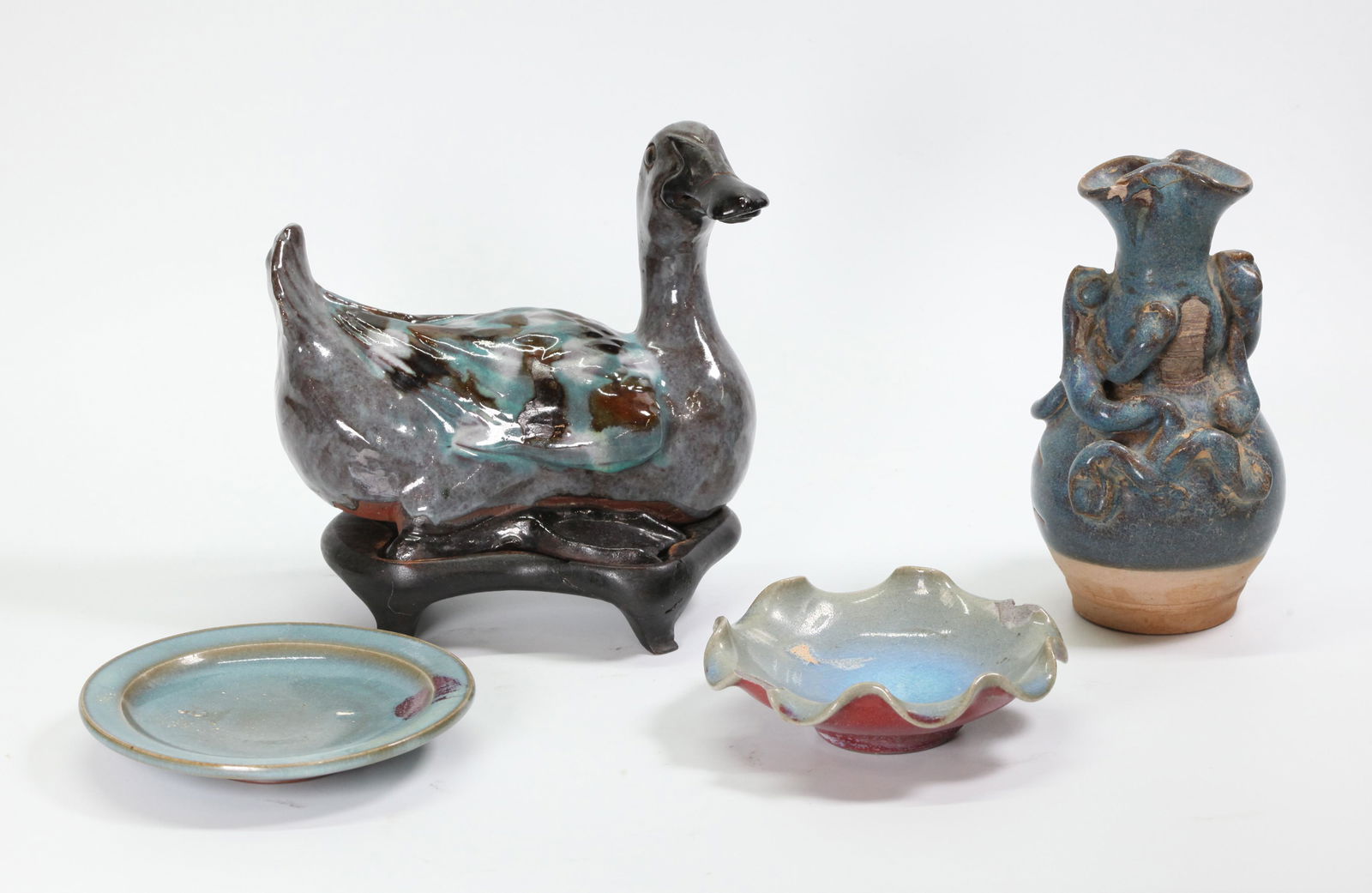 4 Chinese Junyao Type Porcelain Duck Vase 2 Plates (1 of 7)