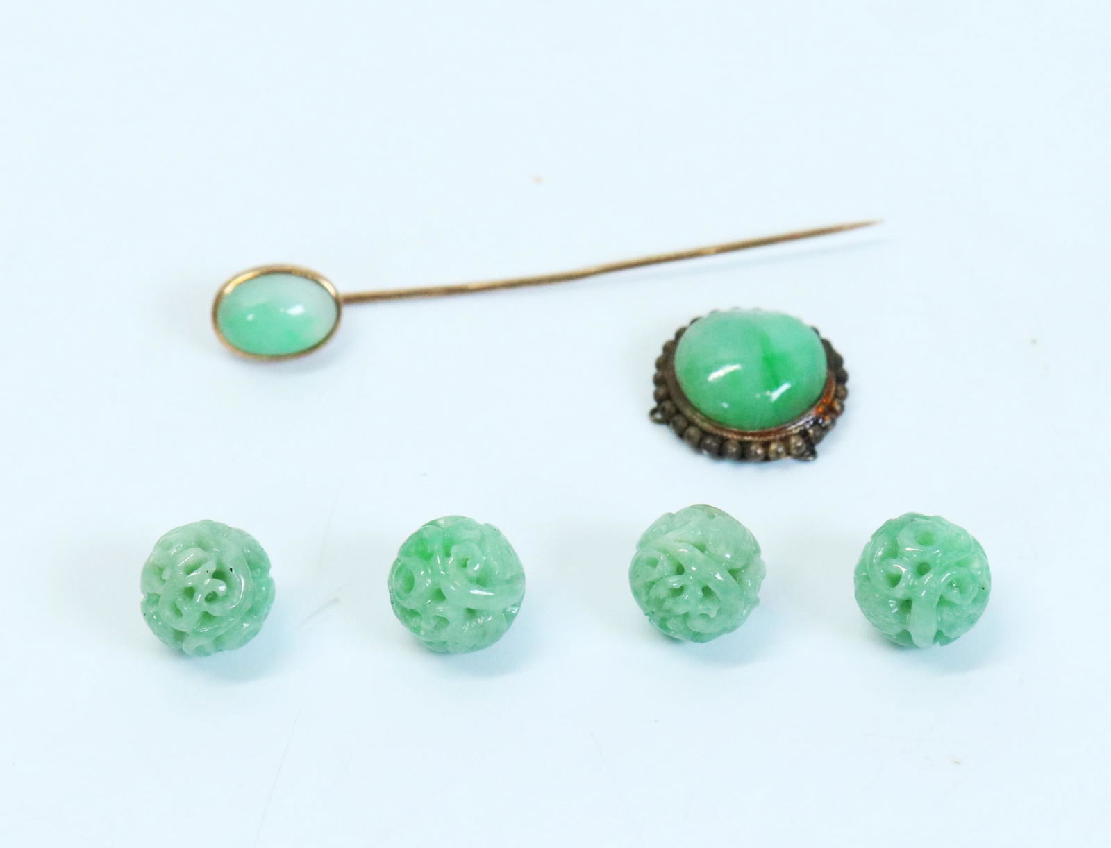 6 Chinese Antique Apple Green Jadeite Jewels (1 of 8)