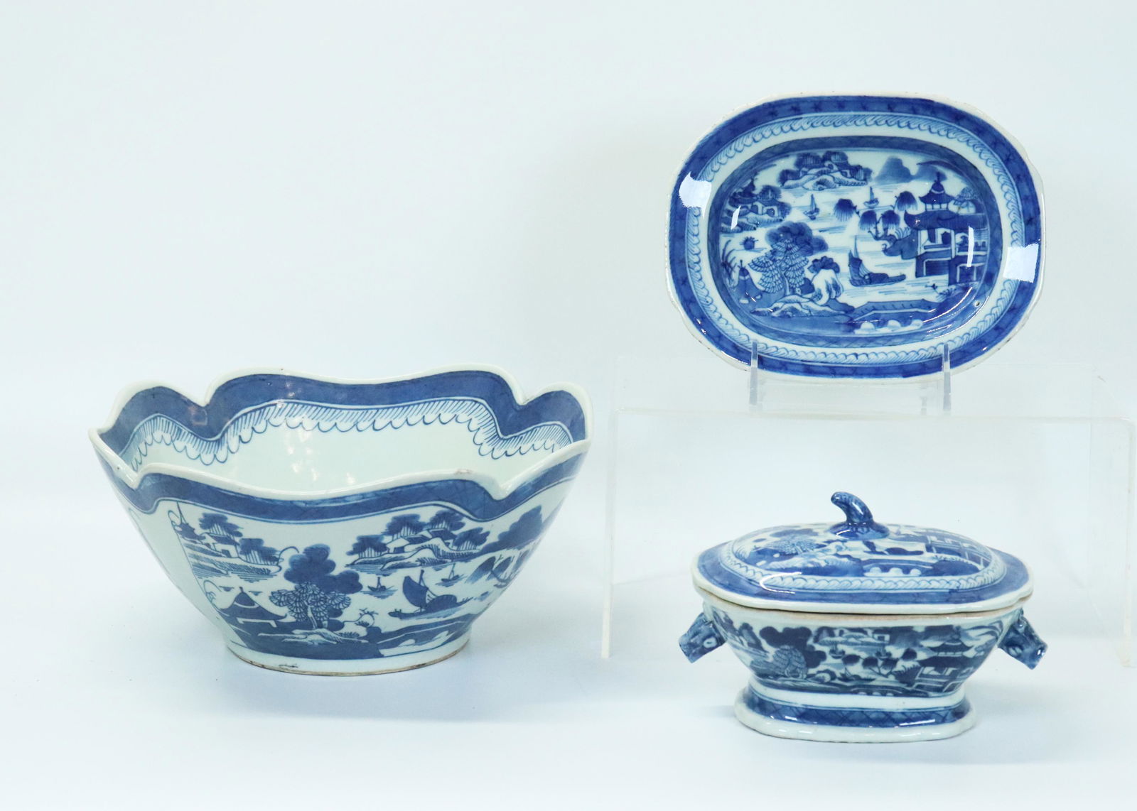Chinese Canton Blue & White Porcelain Bowl Tureen (1 of 10)