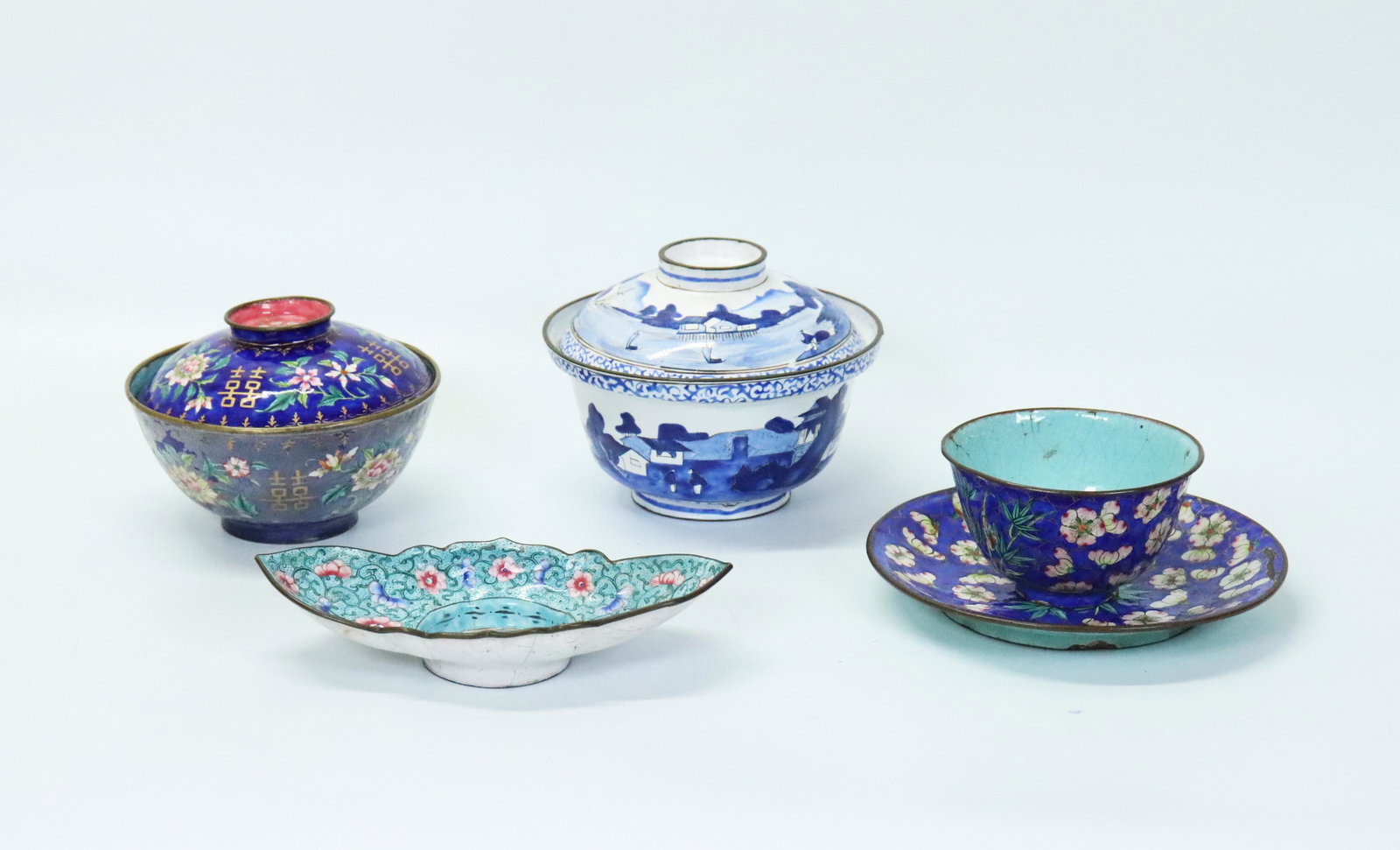 7 Chinese 19th C Canton Enameled Bowls & Plates (1 of 10)