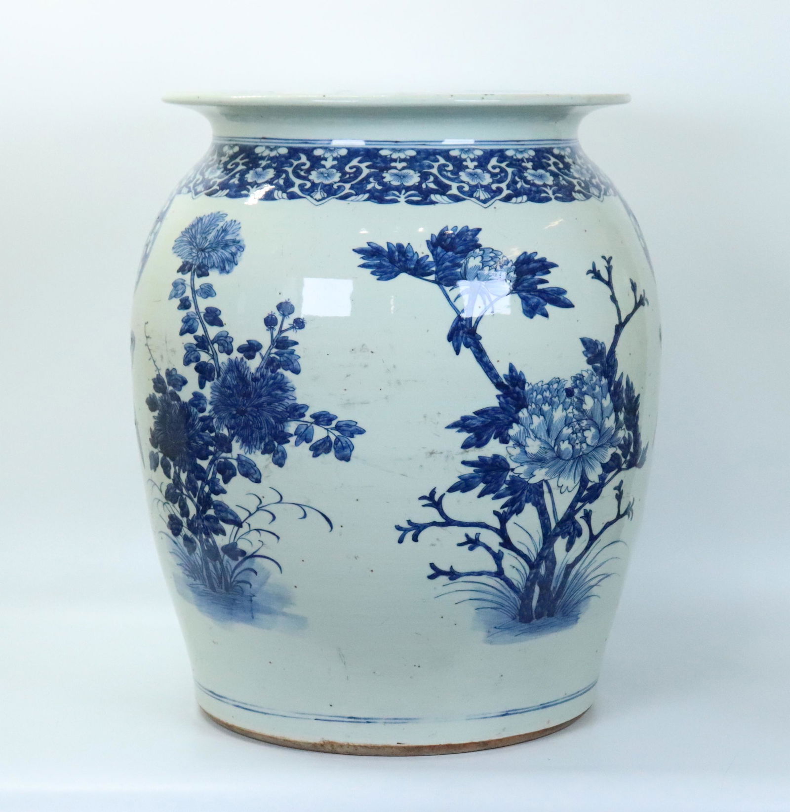 Chinese 19th C Blue & White Porcelain Garden Seat (1 of 8)
