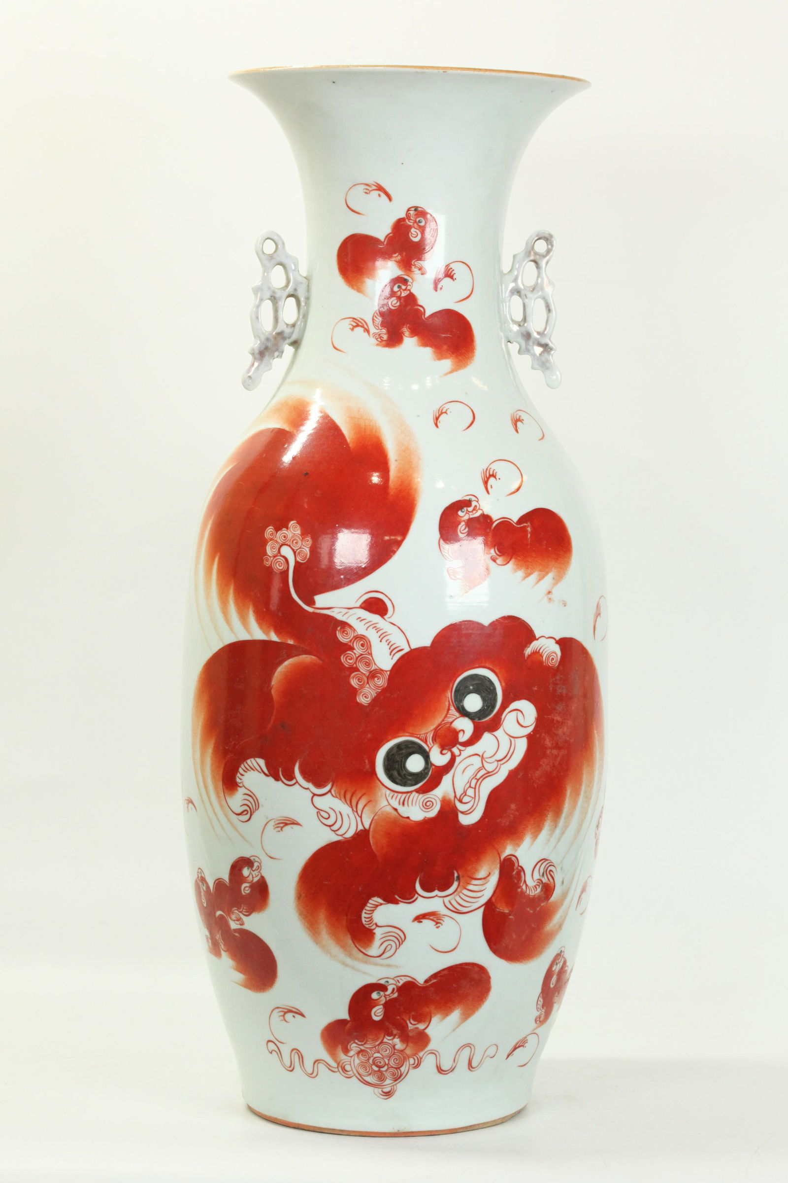 Large Chinese Porcelain Red Fu Dog Vase (1 of 5)