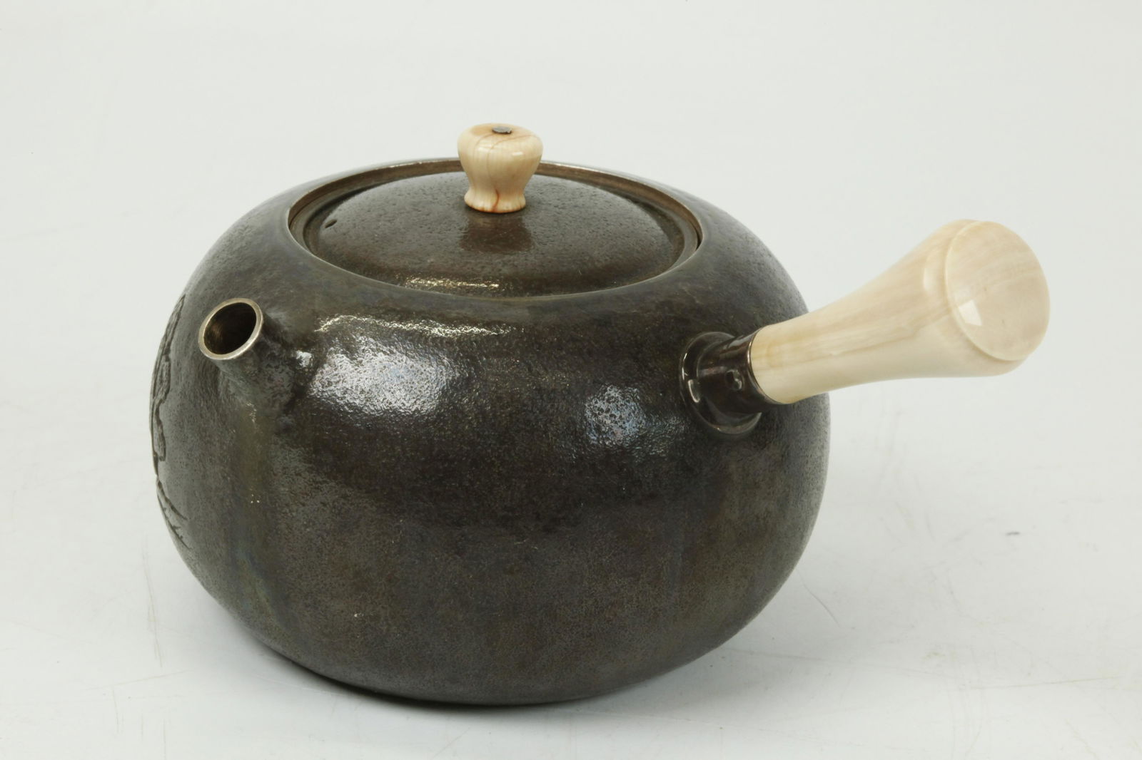 Small Japanese Silver Side Spout Teapot (1 of 5)