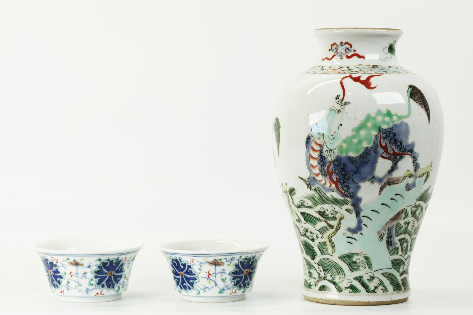 Chinese Enameled Porcelain Vase, Pair Cups (1 of 5)
