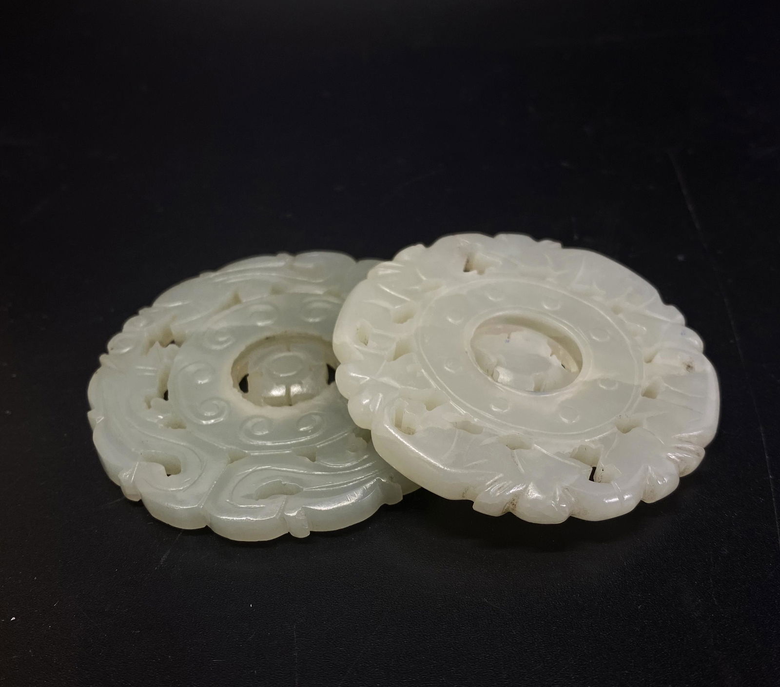2 Chinese White Jade Spinning Wheel Pendants (1 of 6)