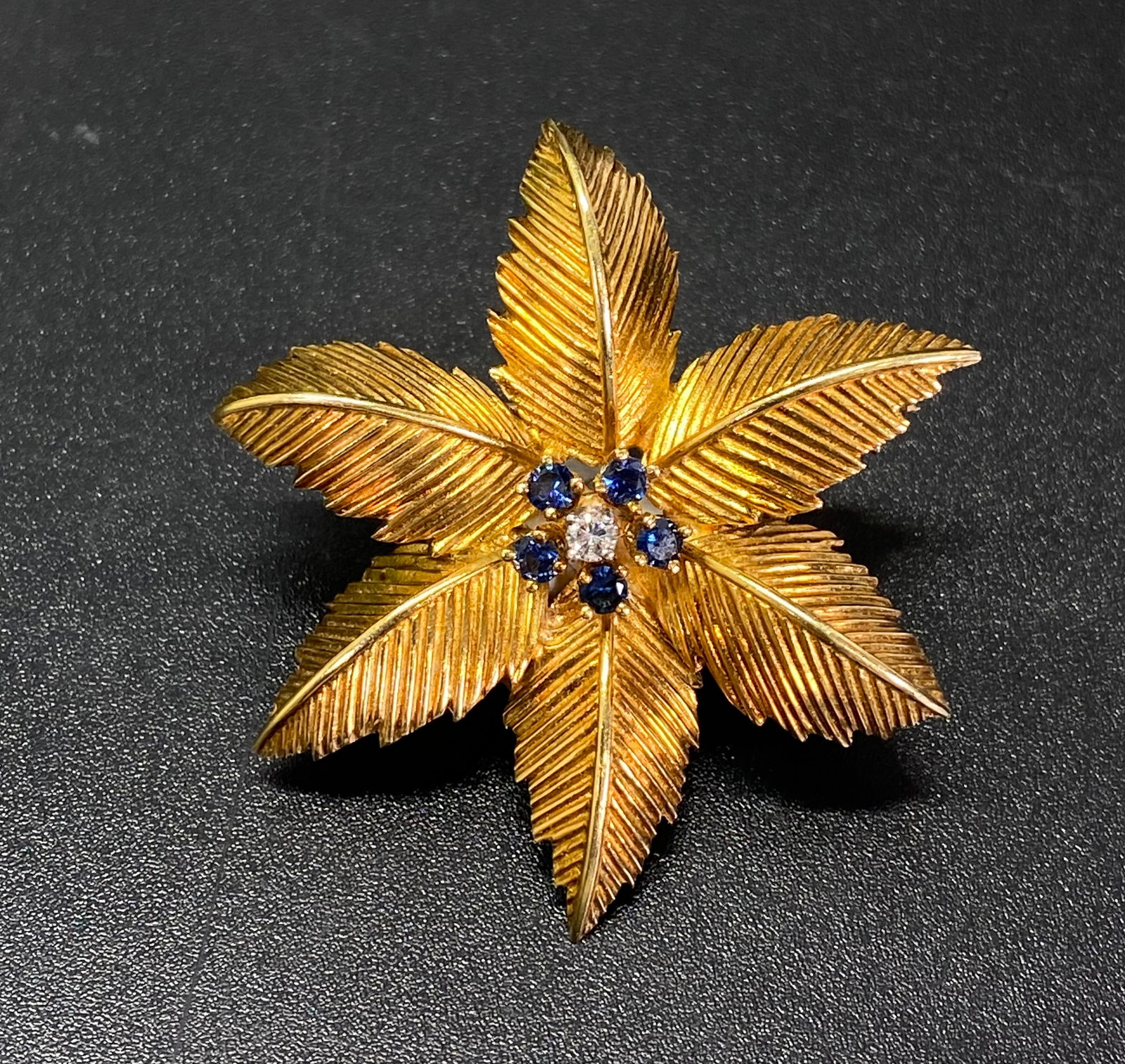 Vintage Tiffany & Co 6 Leaf 18K Gold Palm Pin (1 of 5)