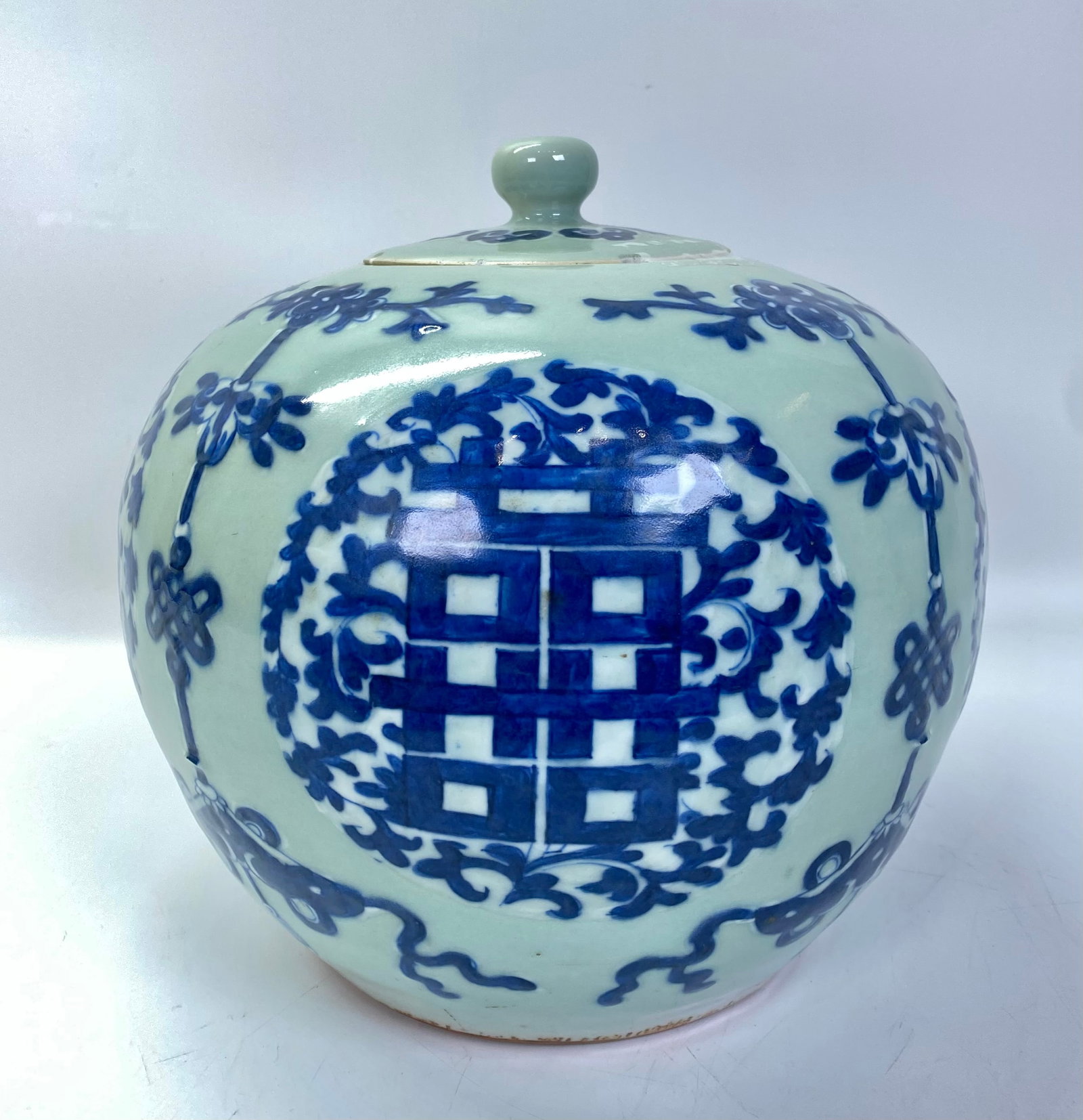 Chinese Blue White Celadon Porcelain Shuangxi Jar (1 of 6)