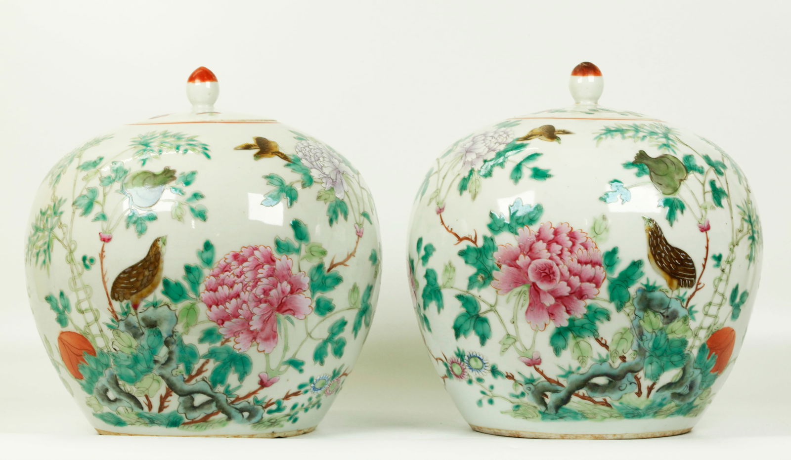 Pr Chinese 19 Cen.Enameled Porcelain Jars & Covers (1 of 5)